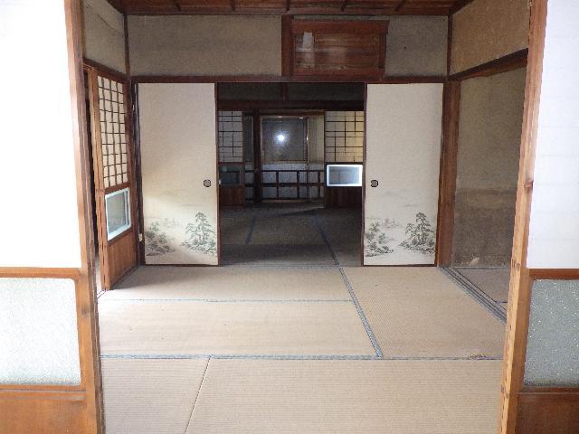 1940s wood house, 10-min walk to station, Nagasaki