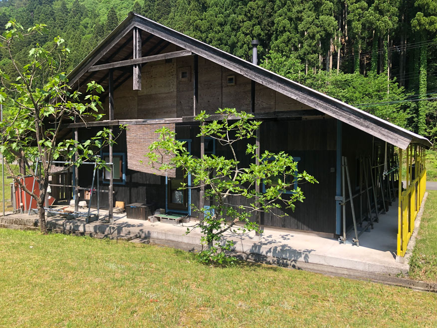 2010s wood house with storehouses in Miyama, Nantan