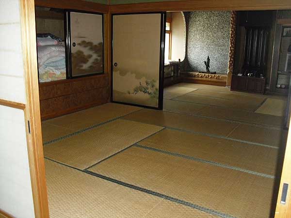 1980s wood house on a large plot in Iwate