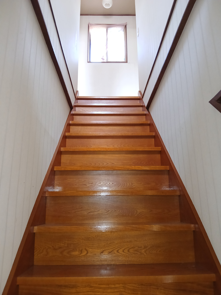 1980s wood house, 10-min walk to station, Iwate