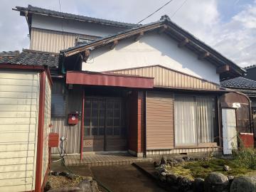 1960s wood house, 4-min walk to station, Fukui
