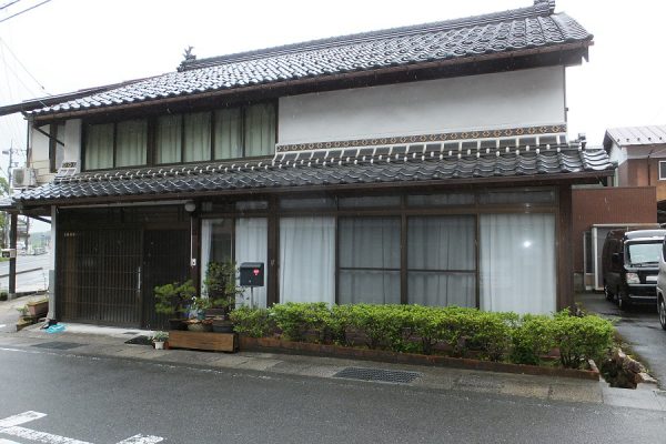 1930s wood house with outbuildings in Shimane