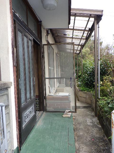 1970s wood house, 12-min walk to station, Nagasaki