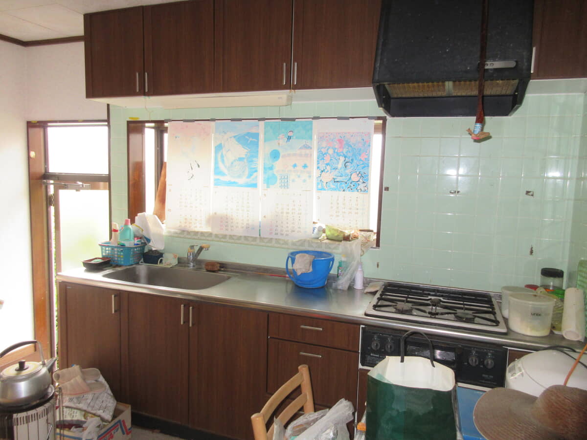 1990s wood house in Hiroshima