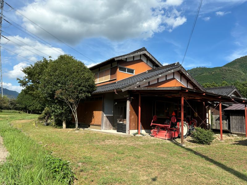 1970s wood house in Hyogo