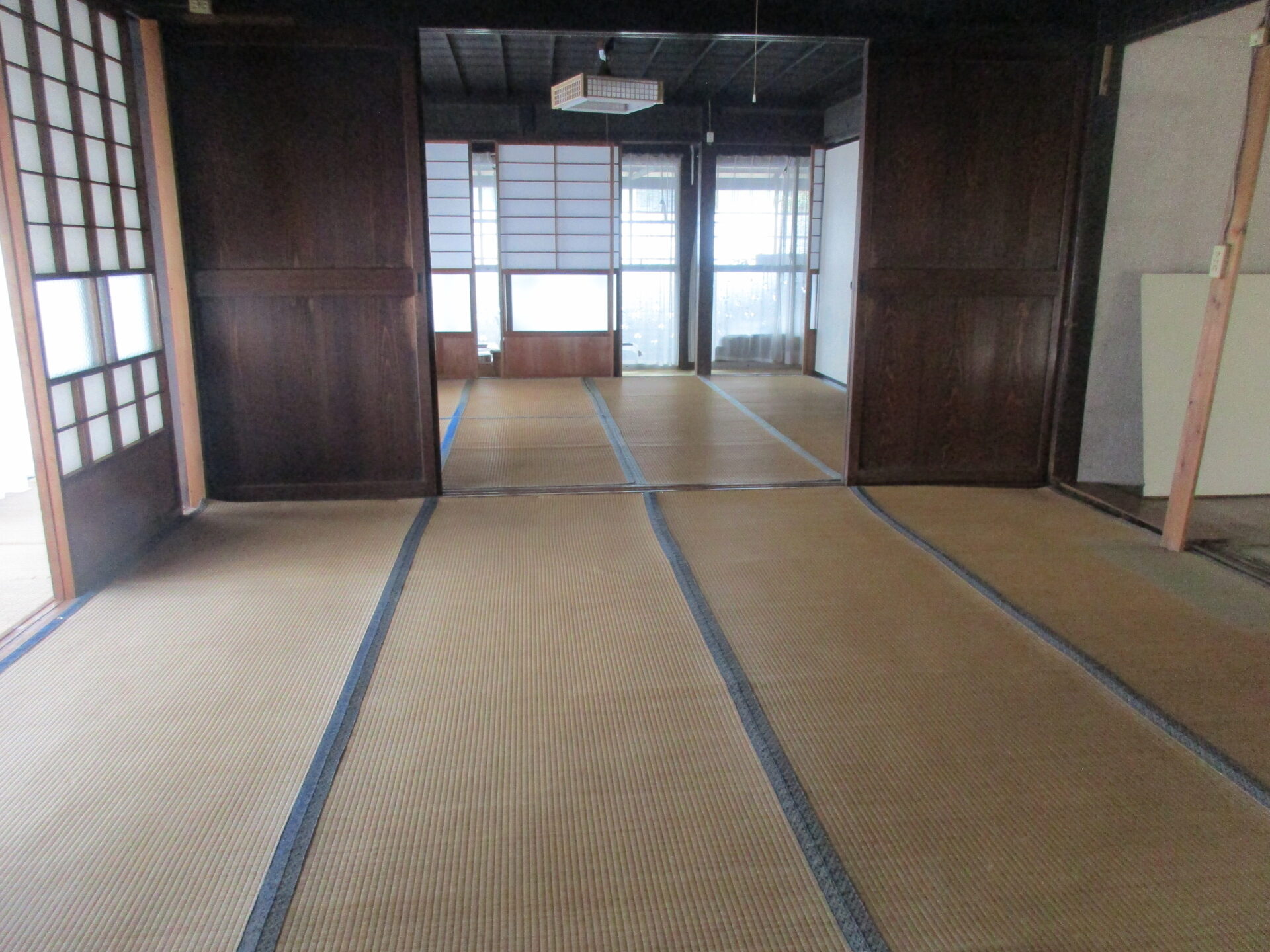 1920s wood house on a large plot in Shizuoka