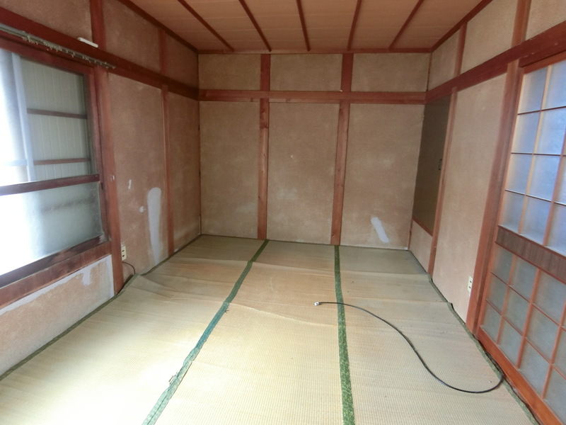 1960s wood house in Aki