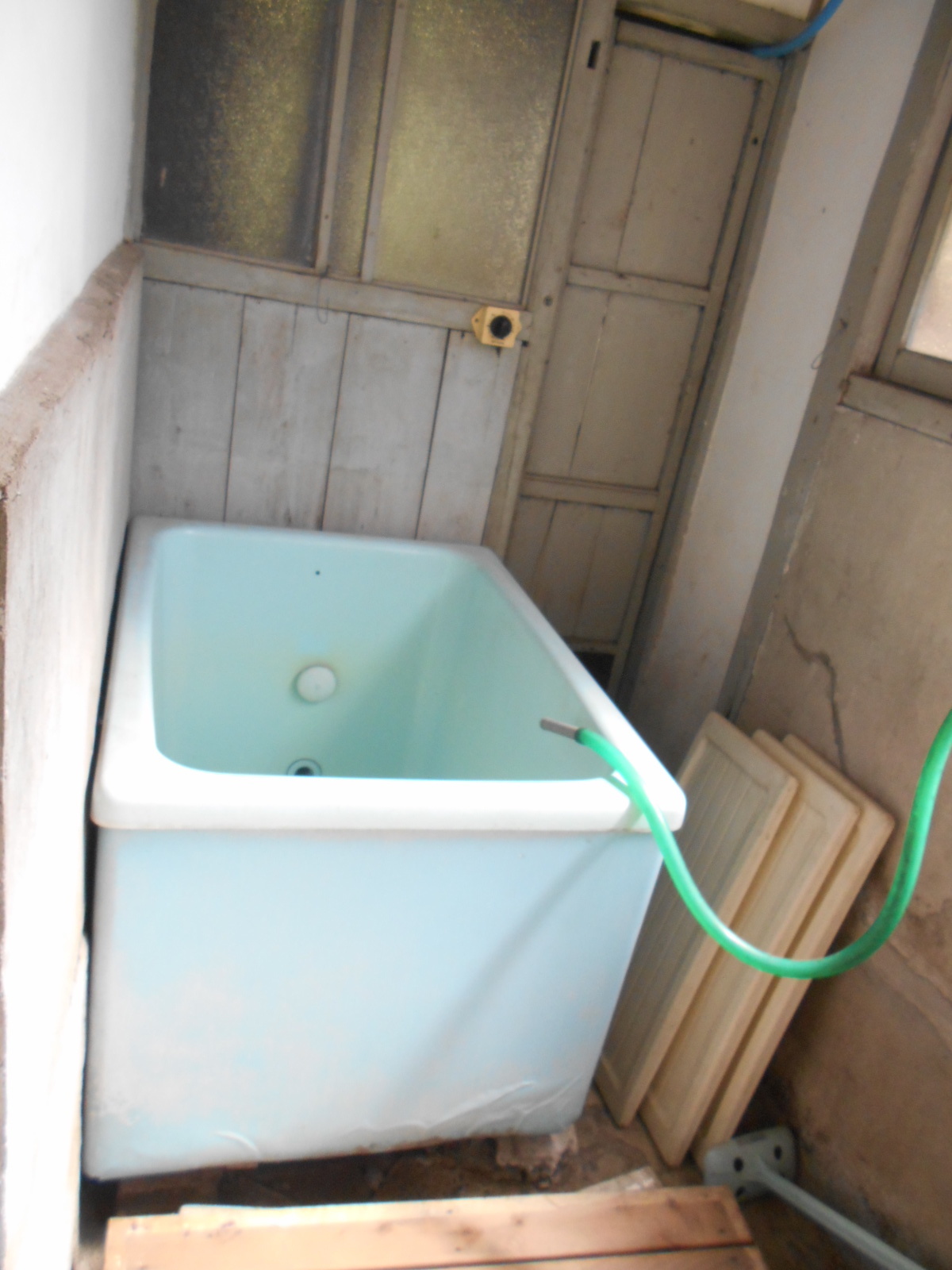 1910s wood house on a large plot in Nagano