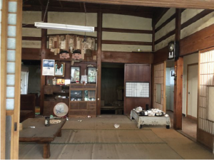 Wood house on a large plot in Niigata