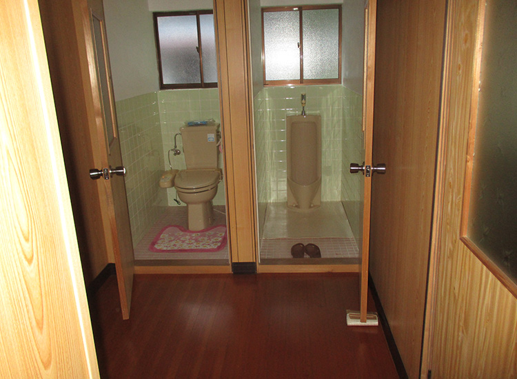 Wood house in Shimane