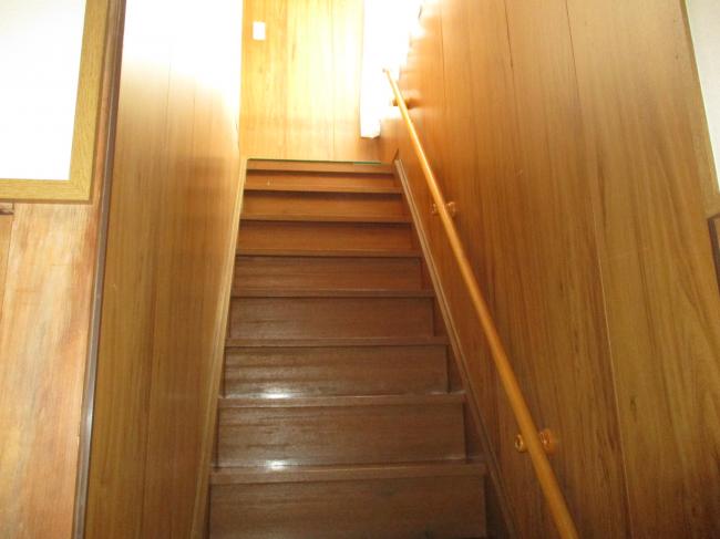 1970s wood house, 17-min walk to station, Okayama